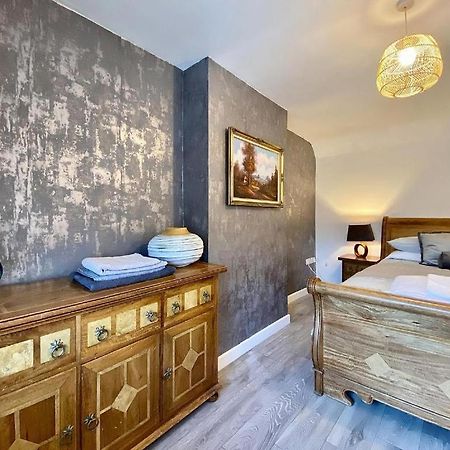 House 1905 - Self Catering Serviced Apartment Tidworth Kültér fotó