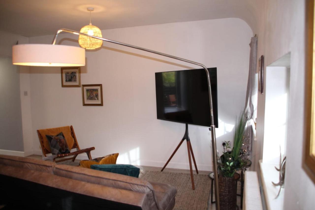 House 1905 - Self Catering Serviced Apartment Tidworth Kültér fotó