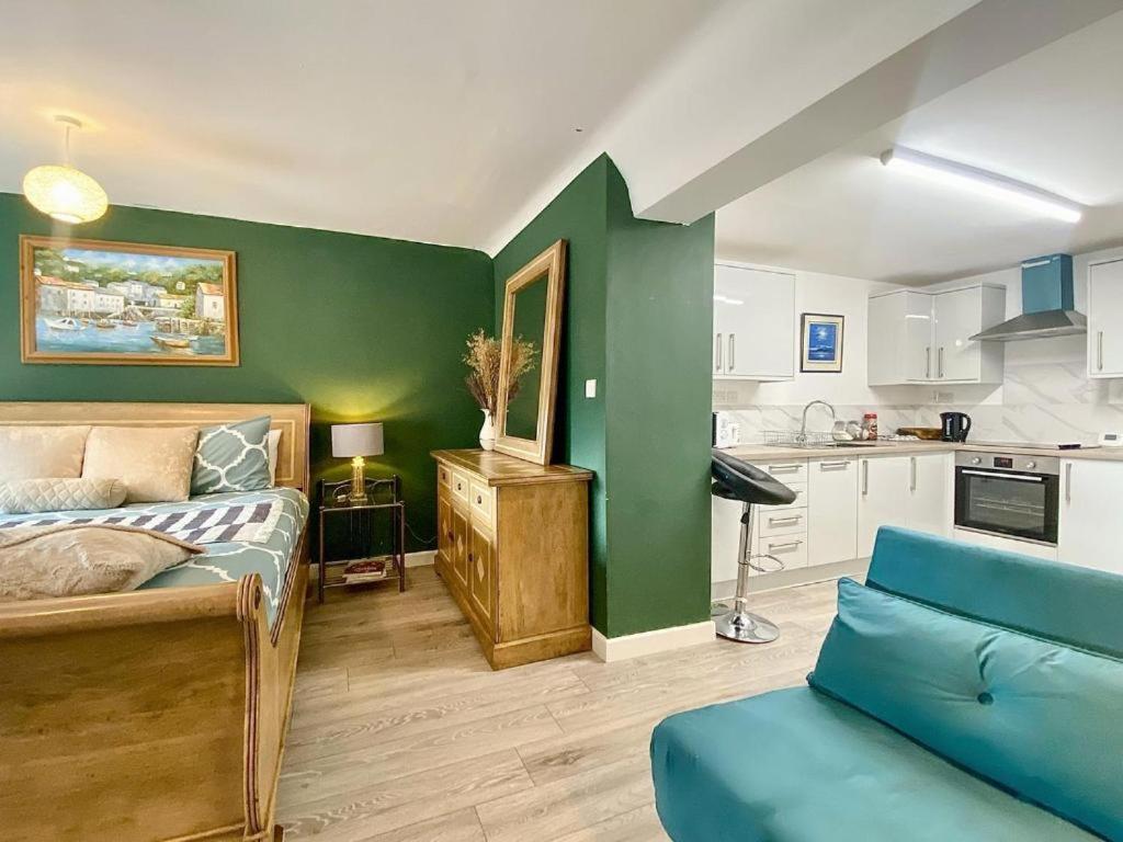 House 1905 - Self Catering Serviced Apartment Tidworth Kültér fotó