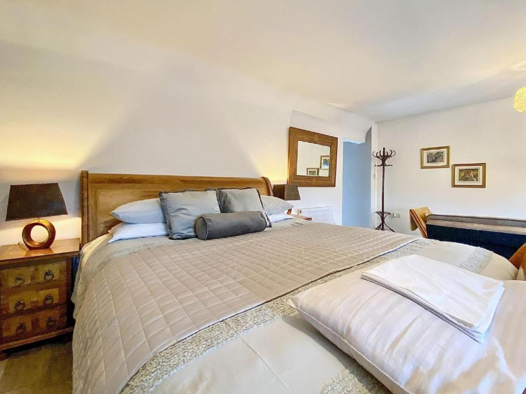 House 1905 - Self Catering Serviced Apartment Tidworth Kültér fotó